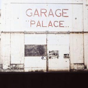 bobazar-accessoires-decor-facade-garage-1