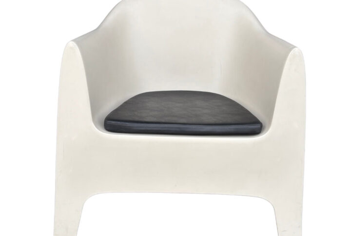 bobazar-mobilier-fauteuil-solid-beige-assise-noir-1